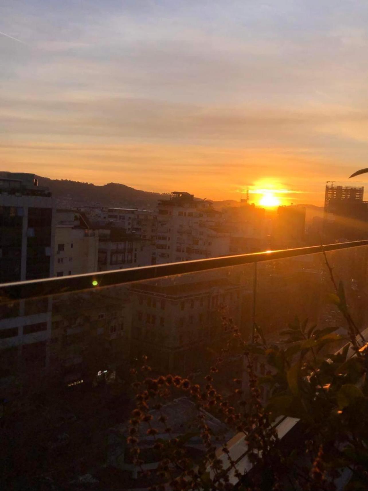 Rooftop City Light تيرانا المظهر الخارجي الصورة